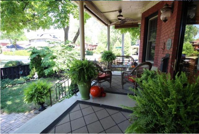 A Hidden Gem Bed And Breakfast Windsor Exterior photo
